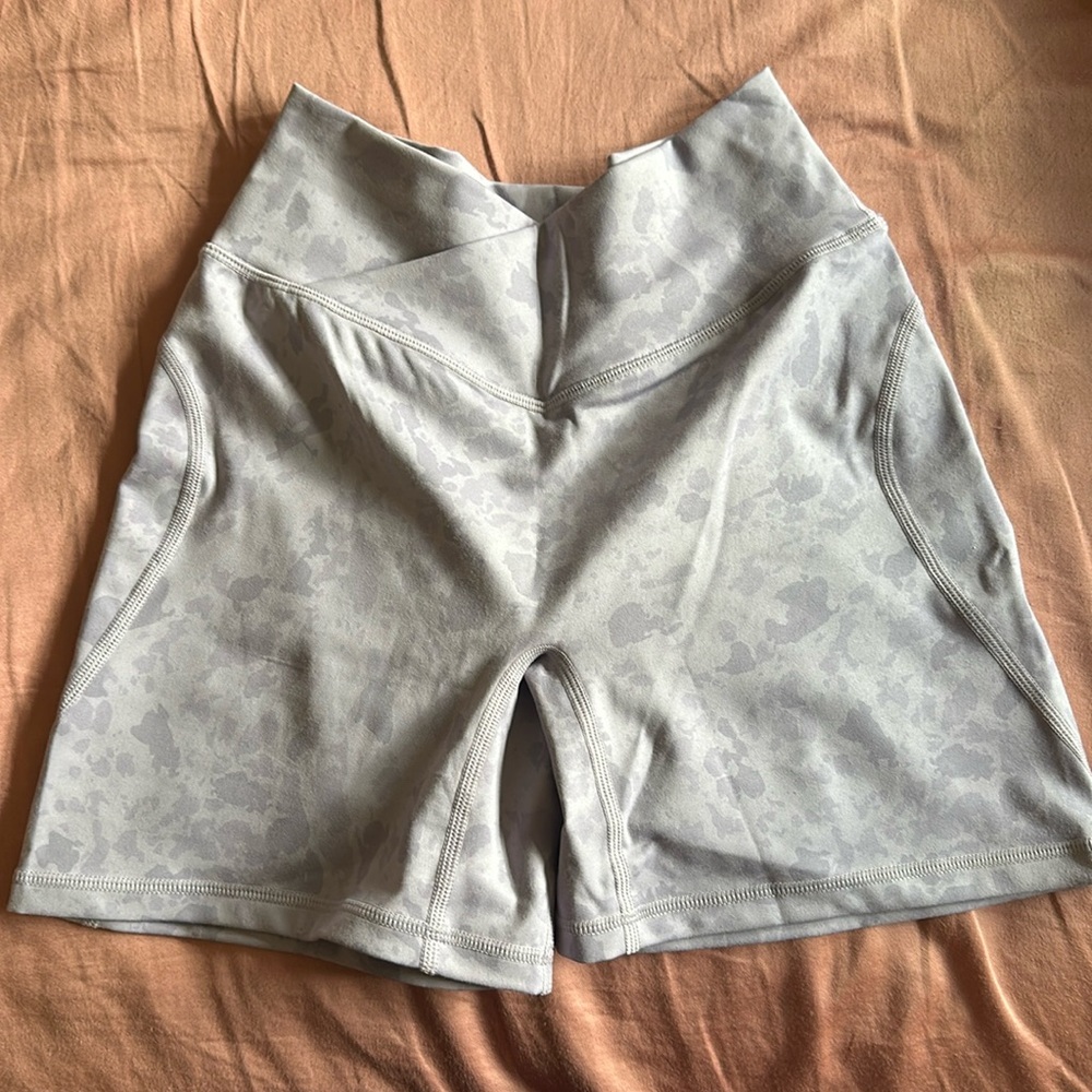 Alphalete Surface power shorts